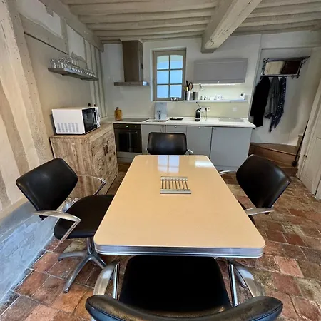 26 Holiday home Honfleur